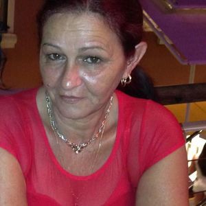 Meet your Posher, Moraima